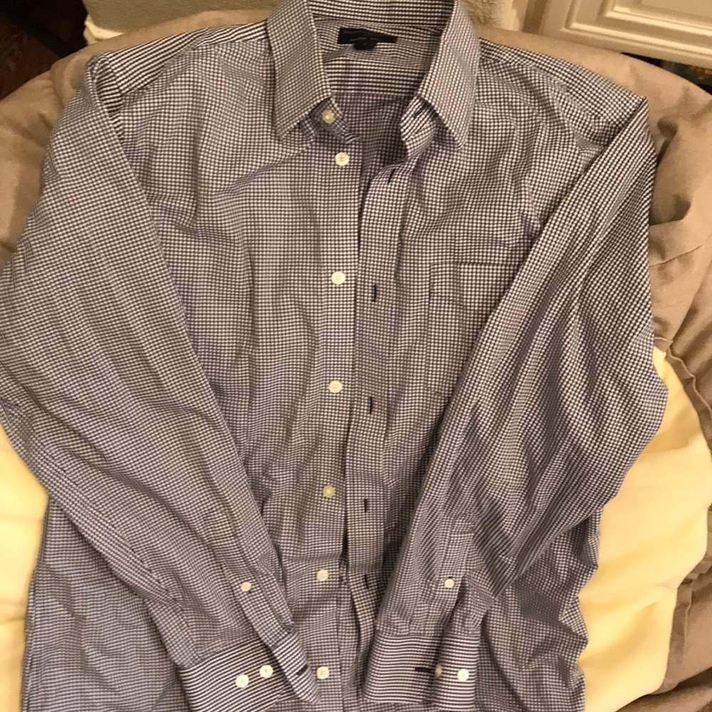 Banana republic man’s shirt